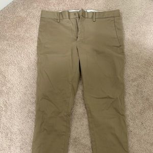 Banana republic skinny Khaki chino 33x34